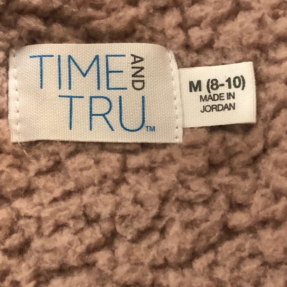 Woman’s Cozy Time And Tru Sweater - Picture 3 of 3